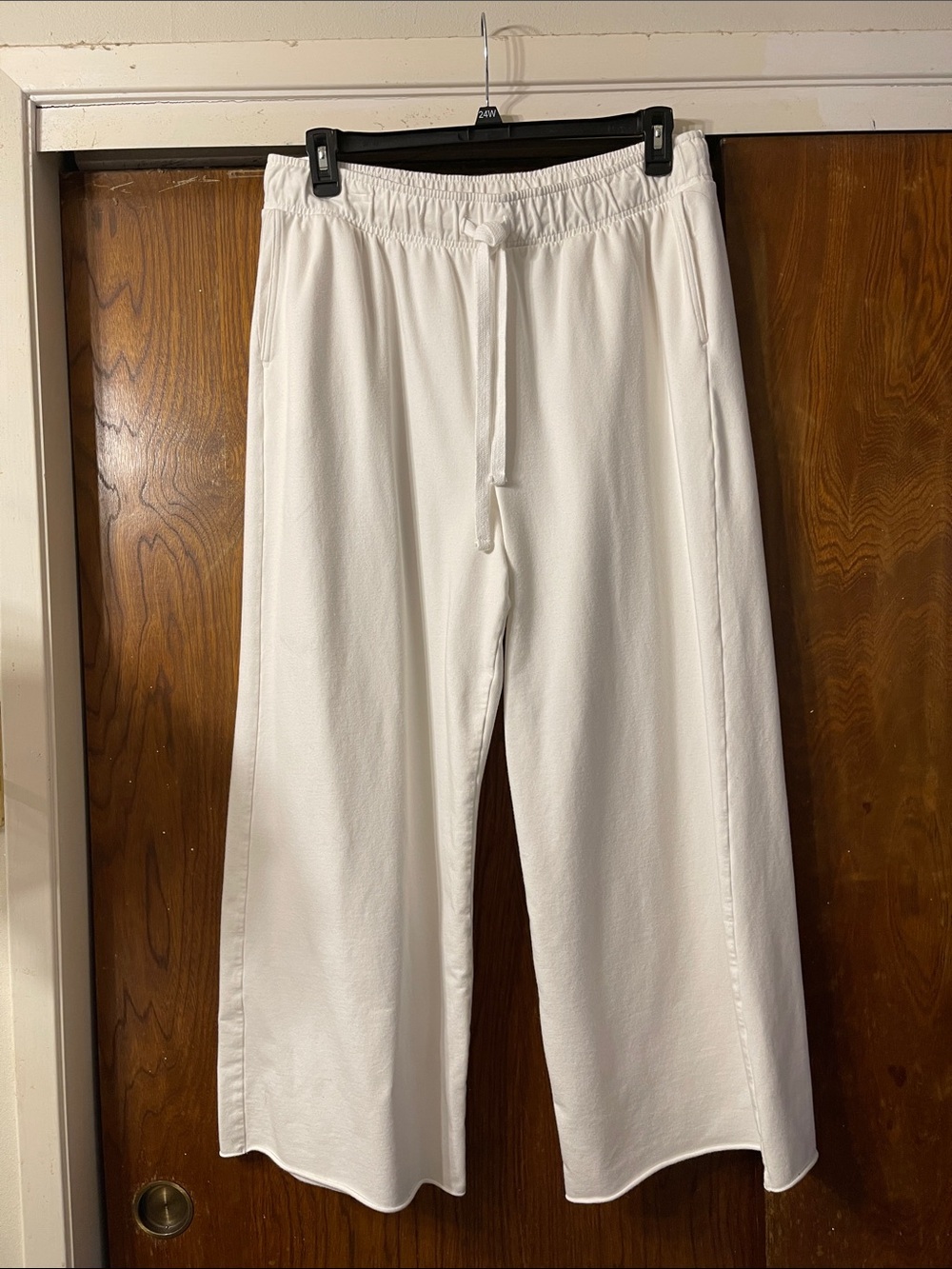 aerie White Drawstring Wide-Leg French terry sweats,women’s sz.XL